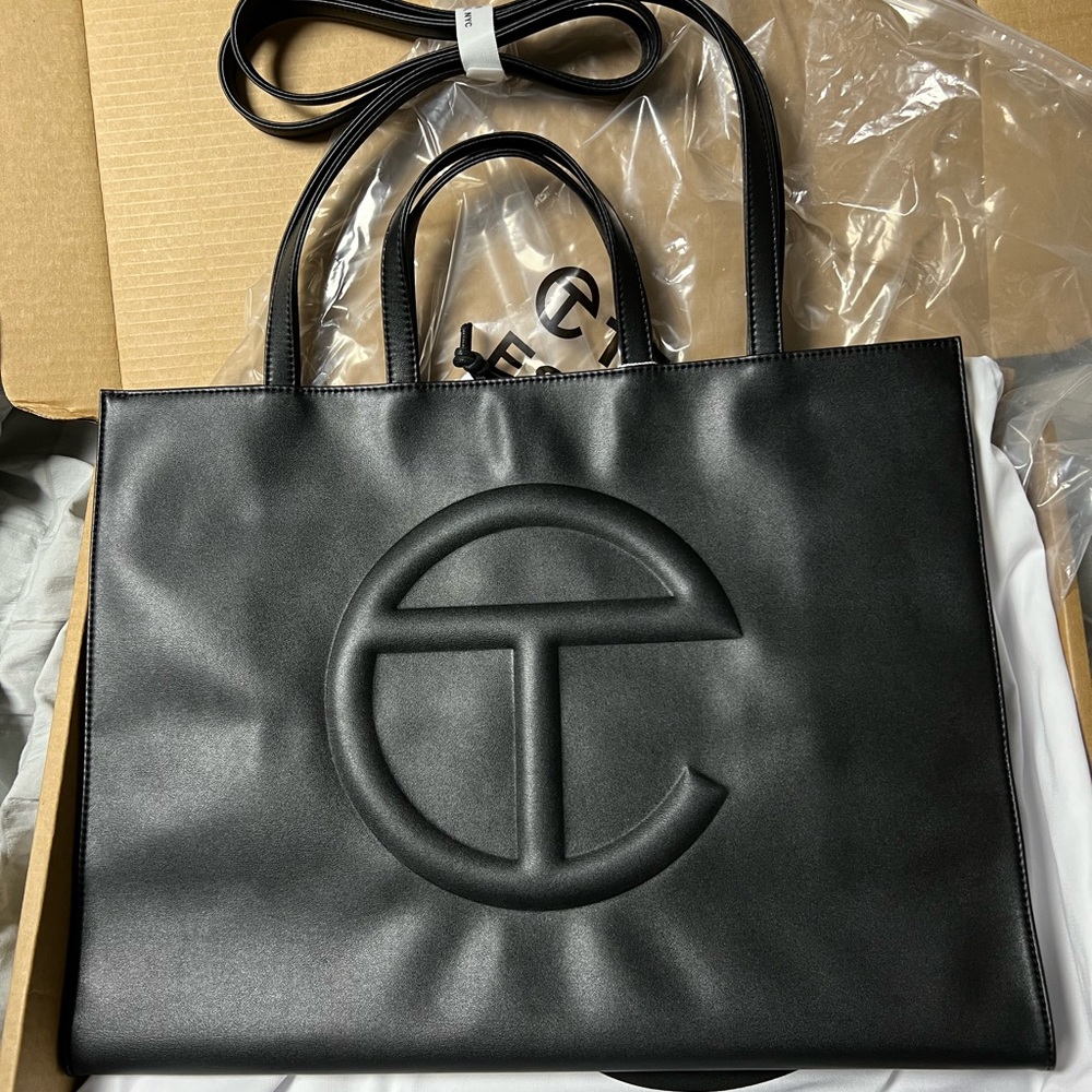 NWT Large Telfar Bag